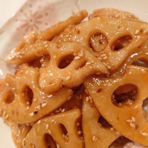 プイプイモルンの作ってみた!投稿(ごま甘酢れんこん　シャキッと食感♪食材ひとつのごはん泥棒♡)