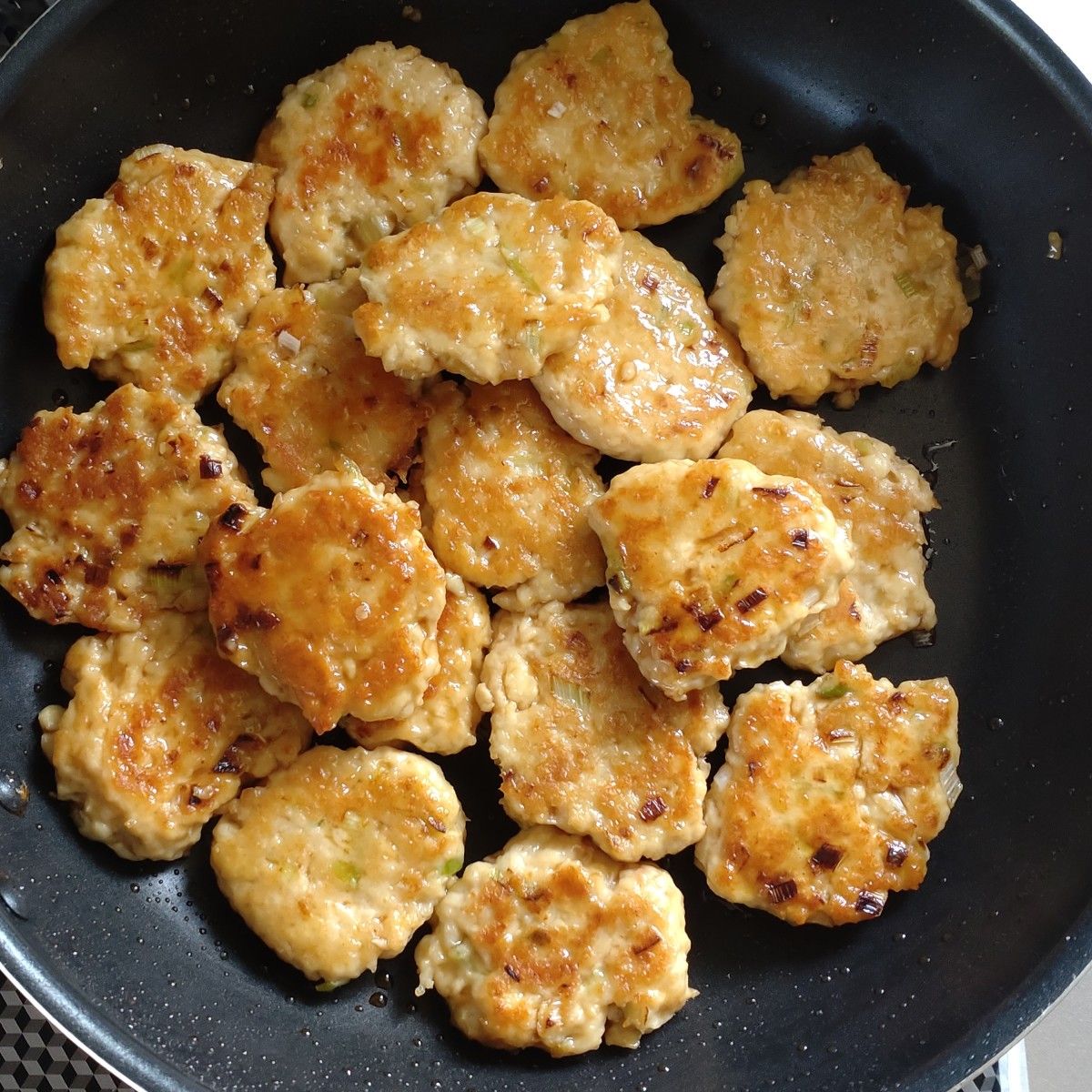 簡単節約☆厚揚げ入り鶏つくね。 | レシピサイトNadia