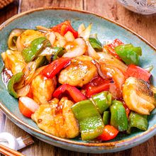 【たらと野菜の甘酢炒め】ふわっと鱈♬野菜と一緒に♡ご飯が進む