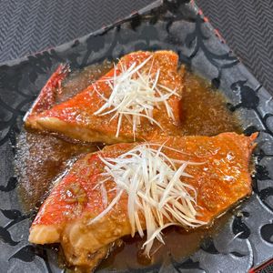 楽ラク手抜キッチン🐶🐾の作ってみた!投稿(醤油麹でこっくり♪金目鯛の煮付け)