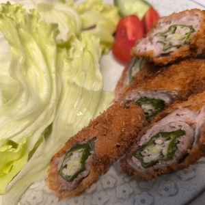 サクちゃんの作ってみた!投稿(卵不使用でサクサク♡オクラの肉巻きフライ)