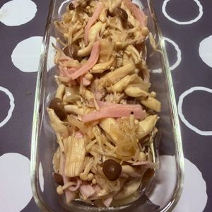 m★egの作ってみた!投稿(レンジで5分！【きのこと玉ねぎの和風マリネ】ポン酢で簡単♩)