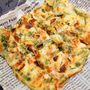 ヴェルの作ってみた!投稿(【ねぎだくちくわチヂミ】つまみ食いが止まらない)