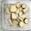 レンジで簡単♪〖大学芋風♡鶏肉とさつまいものゴマ照り焼き〗の下準備