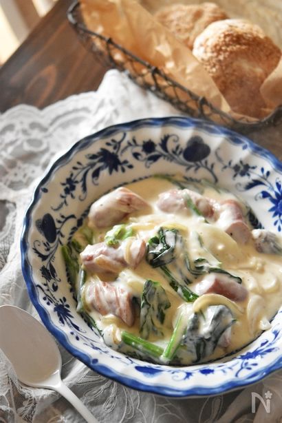 ほうれん草とウィンナーのクリーム煮