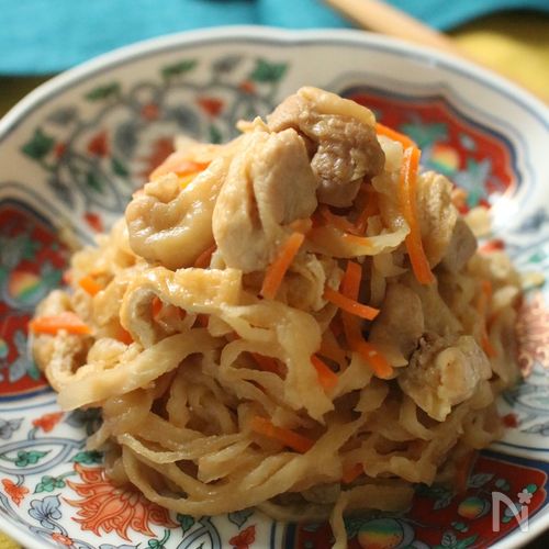鶏肉入りで大満足副菜に！【鶏と切り干し大根の煮物】