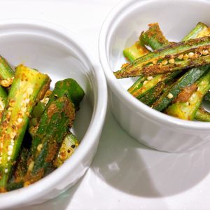 ねこまりも🐈‍⬛の作ってみた!投稿(【おくらのサブジ】3分で完成！一瞬でなくなる野菜のおつまみ)
