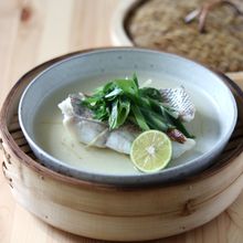 鯛の九条ねぎ蒸し