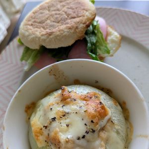 mimiiiの作ってみた!投稿(『まるごと新玉ねぎとツナのチーズ焼き』)