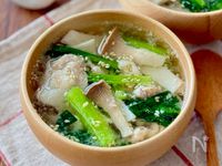 食べ応え抜群♩豚肉と小松菜のおかずスープ