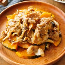 『豚肉とかぼちゃのオイスター炒め』タレ絡む♡ご飯も進む♪