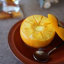 【柿の丸ごとトースターグリル】ジューシーな果汁とバターの風味