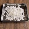 ジューシーな甘みがたまらない！「新玉ねぎのポテトサラダ」の工程2