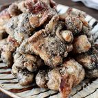 【黒ゴマ唐揚げ】黒くてびっくり!香ばしい!