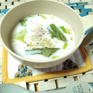 M＊Pの作ってみた!投稿(レタスとハムの中華風ミルクスープ)