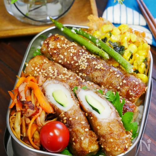 ボリューム満点♪ズッキーニ入り丸ごとちくわの豚バラ肉巻き