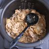 炊飯器で放置♪麺つゆ豚丼＼新生活応援レシピ／の工程2