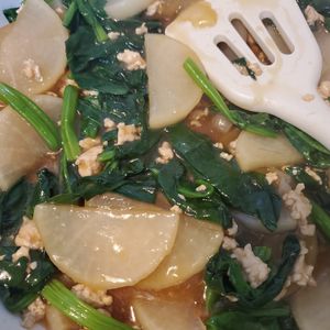 yooooの作ってみた!投稿(【そぼろ大根とほうれん草のとろみ煮】ほっこりおかず♡)