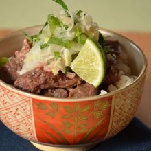 涼！牛ハラミの薬味おろし丼