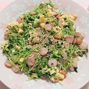milkの作ってみた!投稿(【節約副菜】豆苗とウインナーの旨たま中華炒め＊味付け２つ＊)