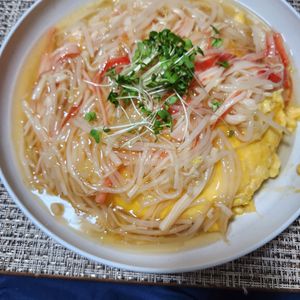 とももの作ってみた!投稿(＊はんぺん入りふわふわ卵のカニカマもやしあんかけ＊)