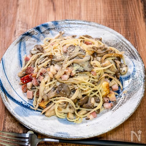 キノコの風味が美味しい「ペペロンチーノ」