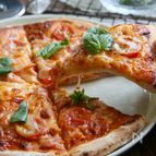 手ごねで伸びる♪もちもちpizza生地