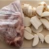 ご飯がすすむ♩長芋と鶏肉の甘辛ガーリック炒めの工程1