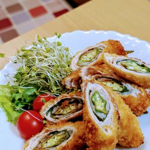 まゆのの作ってみた!投稿(【オクラの梅しそ肉巻きフライ】サクねば、パクパク止まらない♪)
