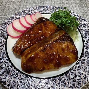 楽ラク手抜キッチン🐶🐾の作ってみた!投稿(【ぶりのはちみつ生姜照り焼き】ご飯が進む♪)