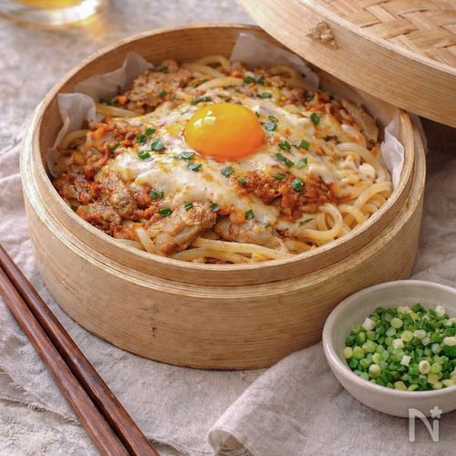 豚キャベチーズうどん