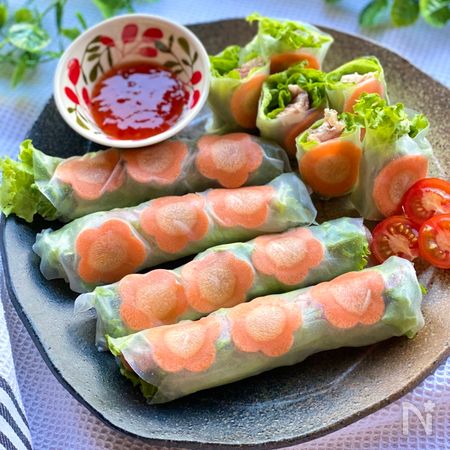 見た目もかわいい レタス生ハムにんじんの生春巻き By Asuca レシピサイト Nadia ナディア プロの料理家のおいしいレシピ