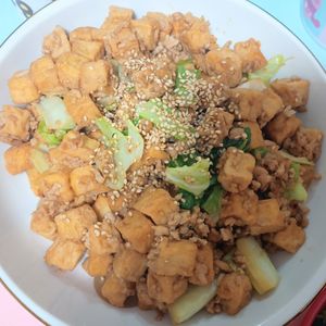 milkの作ってみた!投稿(ボリューム満点♩厚揚げキャベそぼろ)