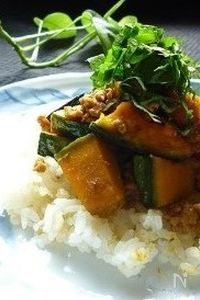 かぼちゃと豚ひき肉の混ぜご飯