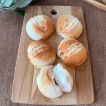 油脂、サイリウムハスクなしご飯のような米粉の丸パン