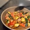 10分で完成！【夏野菜カレーチーズ丼】の工程3