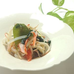 とのちゃまの作ってみた!投稿([カニカマ入りわかめの酢の物]食物繊維たっぷりでヘルシー♪)