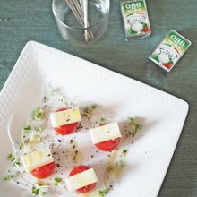のせるだけ!チーズとトマトで簡単フィンガーフード