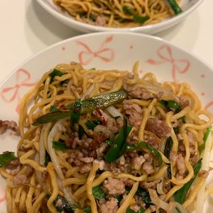 ぐ〜たら子の作ってみた!投稿(台湾焼きそば)