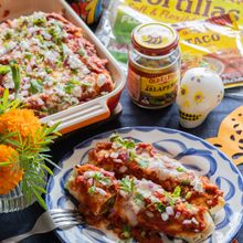 チキンエンチラーダ（トルティーヤで作るメキシコ料理）