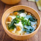 【豆腐となめこのお味噌】我が家の基本のお味噌汁♬︎