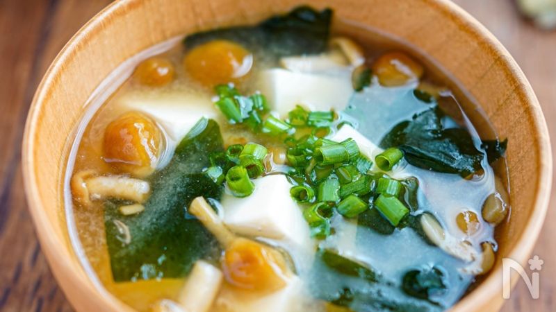 豆腐となめこのお味噌】我が家の基本のお味噌汁♬︎ | レシピサイトNadia