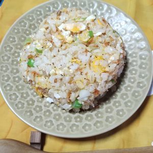 M＊Pの作ってみた!投稿(簡単で本格的！アミエビとネギのパラパラ塩炒飯☆)