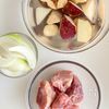 やさしい甘さ♪鶏肉とさつまいもの煮物の工程1
