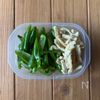 レンジで5分!【ピーマンと油揚げの胡麻塩昆布和え】の工程1