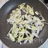 レンジで簡単!夏にぴったり【鶏肉の柚子こしょうポン酢がけ】の工程2