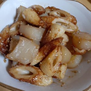 ゆゆ920の作ってみた!投稿(【こんにゃくとちくわの甘辛煮】すぐできて作り置きにも◎)