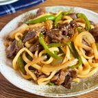 がっつり満足♪ご飯もすすむ【甘辛焼きうどん】