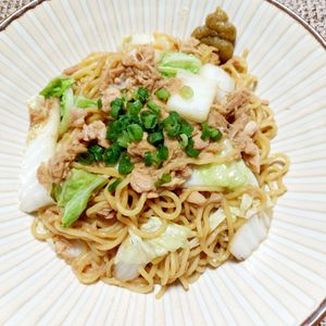 よっこの作ってみた!投稿(【ツナ油そば】本当に楽したい時はコレ)