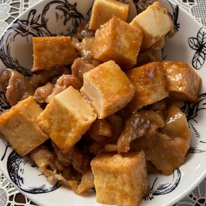 万福の作ってみた!投稿(【豚こま厚揚げの甘辛すき煮】ワンパン10分!甘辛節約おかず♪)